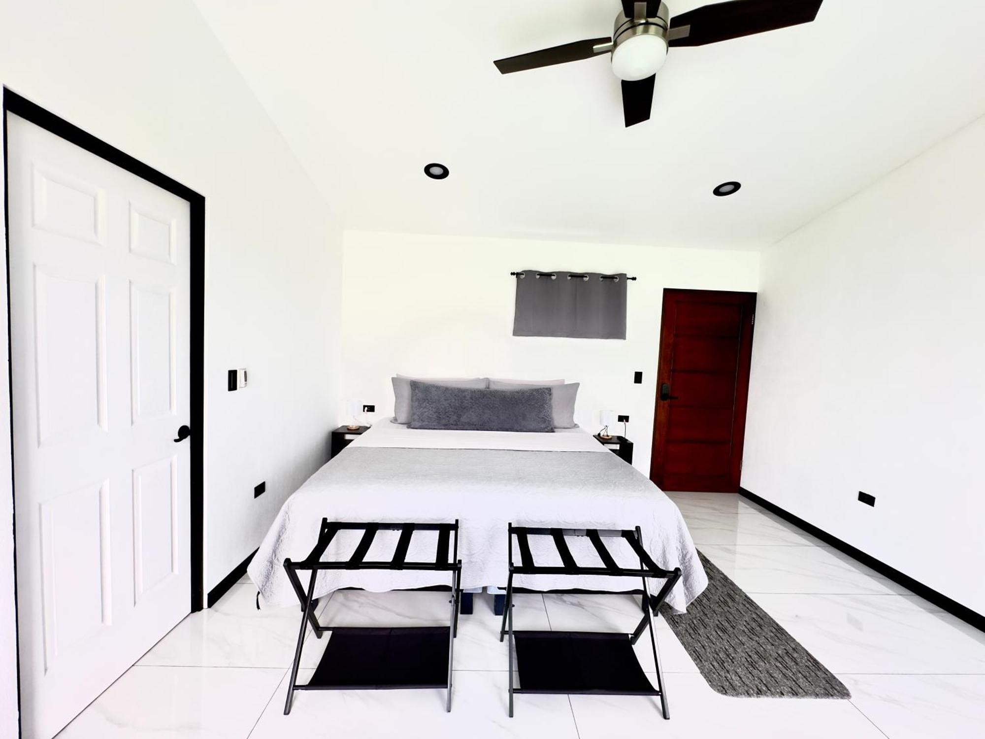 Black & White Apartments Monteverde Buitenkant foto