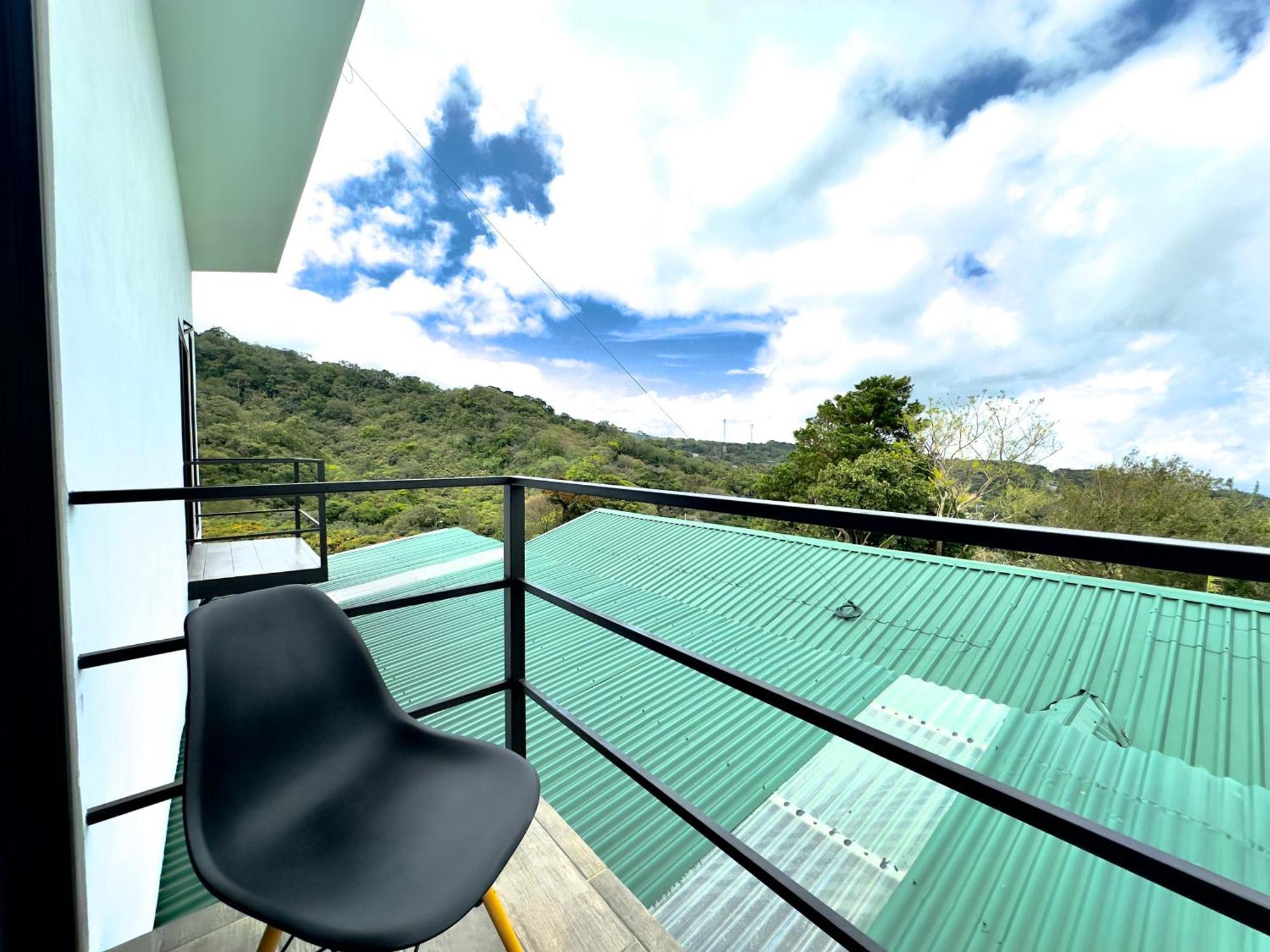Black & White Apartments Monteverde Buitenkant foto